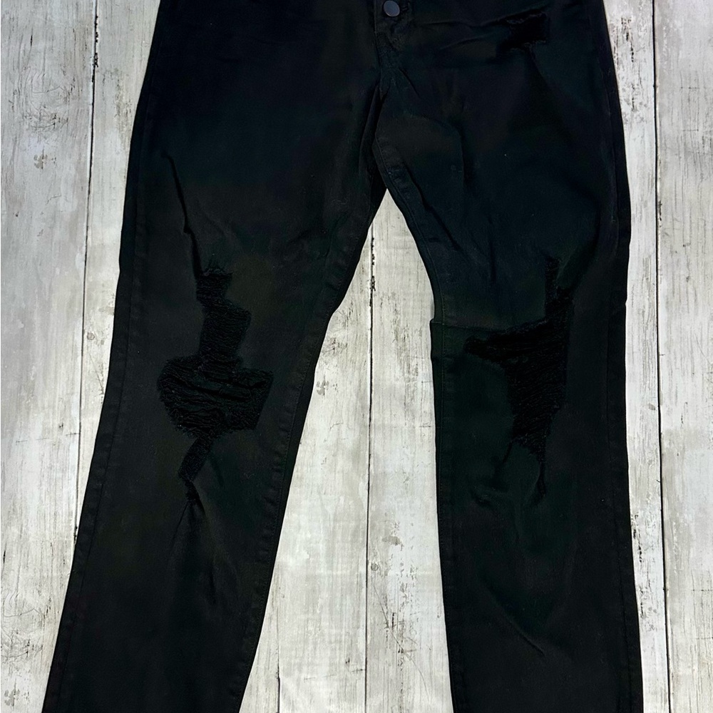 Black Distressed Kut from the Kloth Jeans Size 4